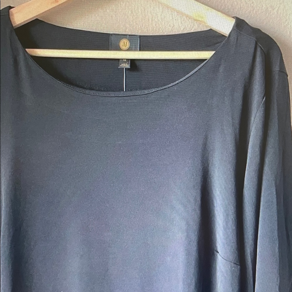 JM Collection Black Scoop Neck Long-Sleeve Top